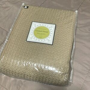 Grand Hotel full/queen 100% cotton blanket